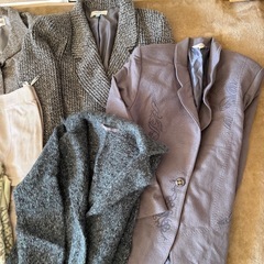 高級ブランド多数レディース服
10着セットの画像