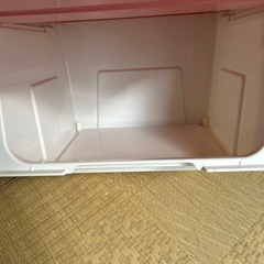 衣装ケースの画像