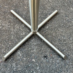 ガラスハイテーブルの画像