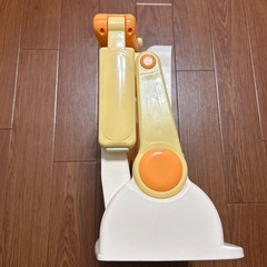 たためる　折りたたみ　ベビーチェア　バスチェアの画像