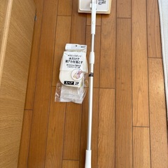 ニトリ　しぼれるバスブラシの画像