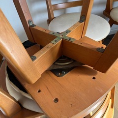 回転式ダイニングチェア４脚セットの画像