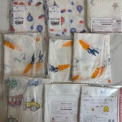 【新品】ガーゼハンカチ 9枚セット ベビー　出産準備の画像