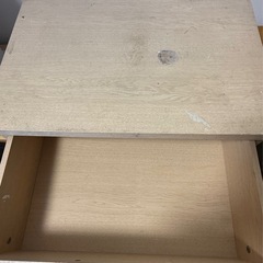 棚　収納ケース　木製食器棚 ガラス扉付き　
木目　ガラス扉　食器棚 の画像