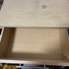 棚　収納ケース　木製食器棚 ガラス扉付き　
木目　ガラス扉　食器棚 の画像