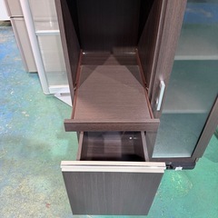 ニトリ食器棚(レンジ台) 高さ：80cm、横：60cm、奥行き：40cm【中古品】の画像