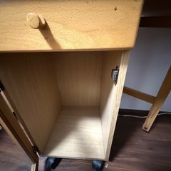 キャスター付きキッチンワゴン折りたたみ式 折りたためる　机収納　デスク　木目 の画像