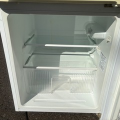 ヤマダ電機 冷凍冷蔵庫　YRZ-C09B1 2017年製の画像