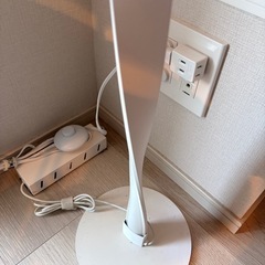 スタンドライト 3色調光の画像