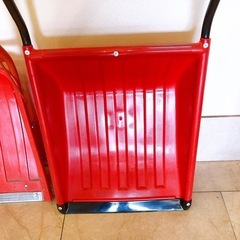 【売約済】スノーダンプ 雪かき　 2個セットの画像