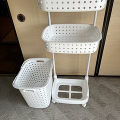 ランドリーバスケット 3段の画像