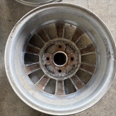 スズキラパン純正ホイールの画像