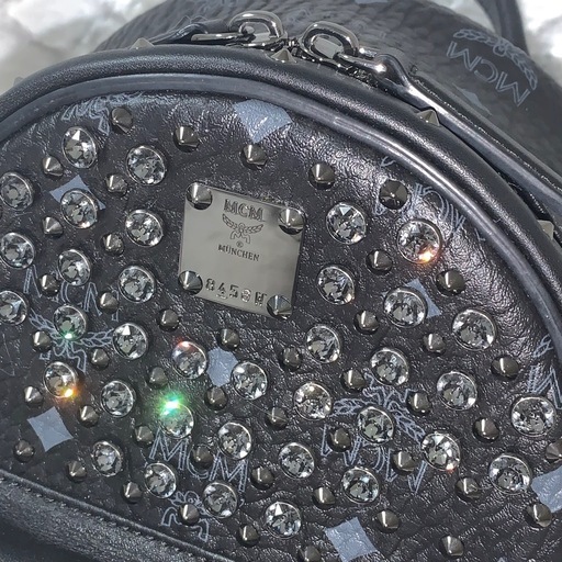 MCM スタッズ スワロフスキー 本革 バックパック ブラック 廃盤 希少 レア