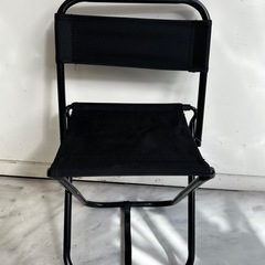 折りたたみイスの画像