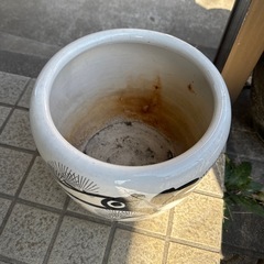 ヴィンテージ　　壺の画像