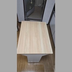 キッチン　バタフライテーブルの画像