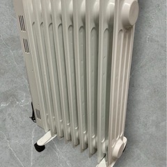 Anlaby オイルヒーター ヒーター 暖房 HD983 油入式 1200W ホワイト ゼロ風暖房 暖房器具 通電動作確認済み 中古品販売 1Dの画像