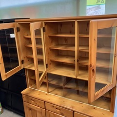 O 2601-555 パイン材使用　カントリースタイルキャビネット　上下分割式　キズ汚れ有りの画像