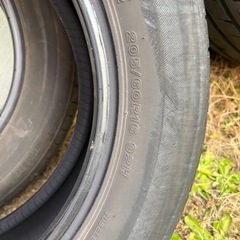 タイヤ　ノア　ミニバンの画像