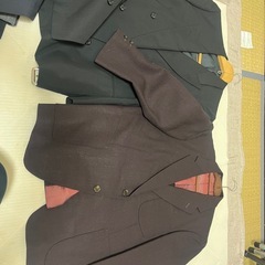 スーツ約12セット(刺繍入り) の画像