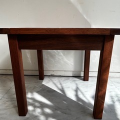 木製小型机の画像