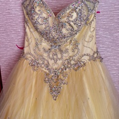 ドレス　イエローの画像