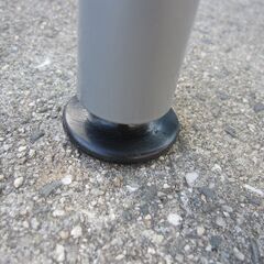 ワークデスク　会議テーブル　ホワイト　800ｘ600ｘ700　4本脚の画像