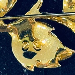 D8013【スワロフスキー】リーフ ブローチの画像