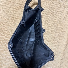 pcx jf81 エアークリーナーカバーの画像