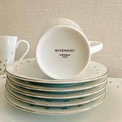 GIVENCHY 食器の画像