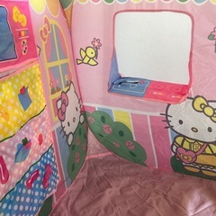 ハローキティ　あそびにおいでよままごとハウス　　ポップアップハウステントの画像