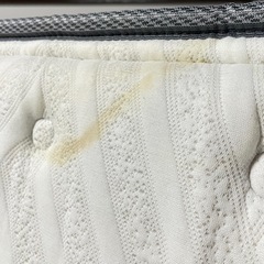 ニトリ Nスリープ クイーンサイズ マットレス フレーム付きの画像