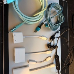 アクセサリー沢山 iPhone12Pro   512GB 純正バッテリー交換済みの画像