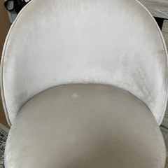 高さ調節機能付き椅子の画像