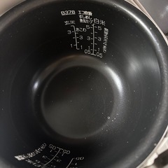 象印　圧力IH炊飯器　NP-NV10の画像
