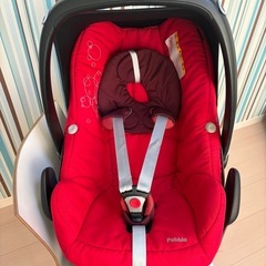 シートは綺麗　新生児から３.４歳頃までマキシコシチャイルドシート　ペブル  パール　　ファミリーフィックス　　の画像