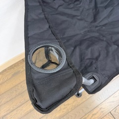 折りたたみ椅子の画像