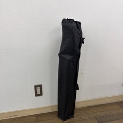 折りたたみ椅子の画像
