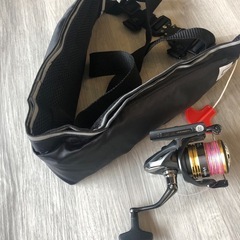 【まとめ売り】海釣り用品一式｜竿・リール・エギ多数・ライフベスト付の画像