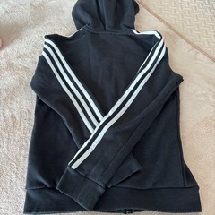 パーカー裏起毛160cm adidas XSサイズの画像