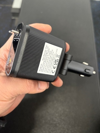 車内用充電器 (マッスル) 田上のアクセサリーの中古あげます・譲ります