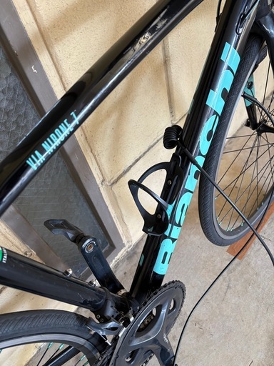 BIANCHI ロードバイク
(適応身長170cm前後)