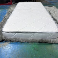 【売り切れ】シングル マットレス【シミ汚れ有】の画像