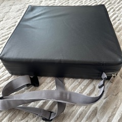 お食事クッション　子ども　高さ調整　椅子の画像