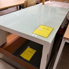 【ドリーム池田店♪ジモティ割対象】 ガラステーブル 42883の画像
