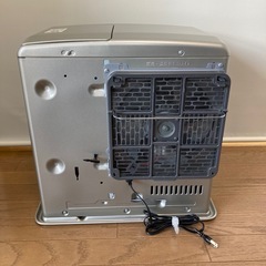 石油ファンヒーターの画像