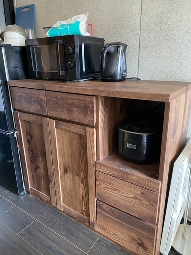 【まとめ出品】　　　食器棚、電子レンジ、炊飯器