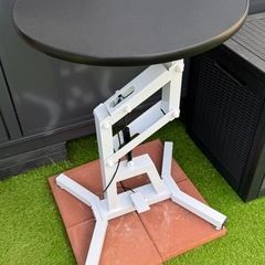 ペットトリミングテーブル　丸型昇降回転式の画像