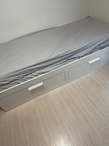 IKEA  ベッド