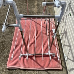 アイリスオーヤマ組み立て物干し の画像